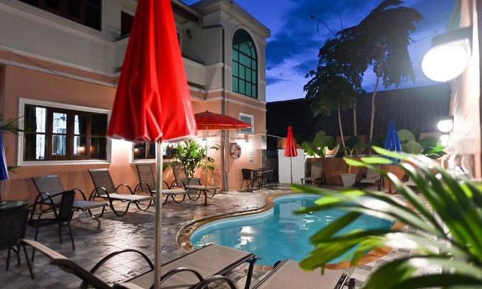Nanai Road Hotel | Relax at The Villa Residences Resort with Oceanfront Views