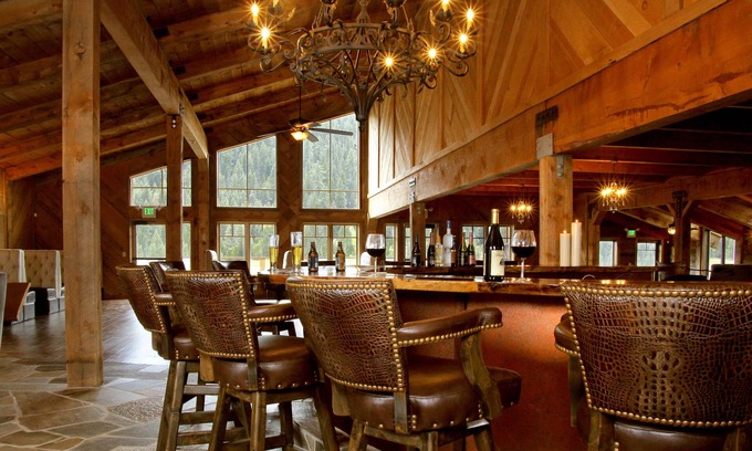 Mill Creek Hotel | Eco-Friendly Comfort at The Village at Highlands Ranch