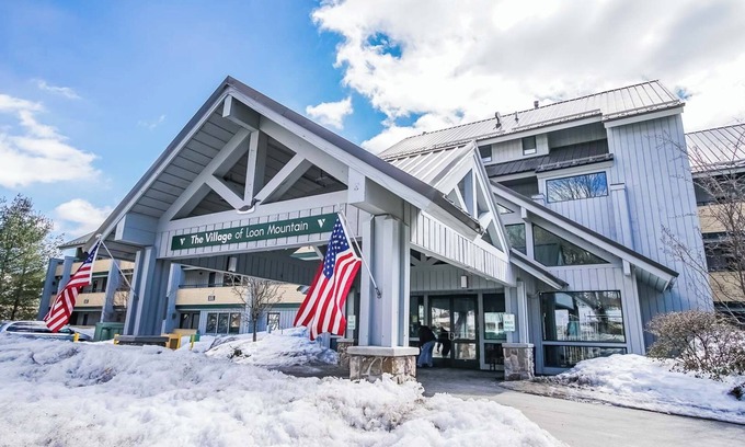 Lincoln Apartment | Discover The Village of Loon Mountain With Family-Friendly Amenities