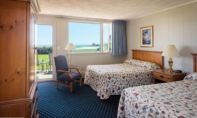 Gloucester Hotel | Ocean View Retreat at The Vista with Family-Friendly Amenities