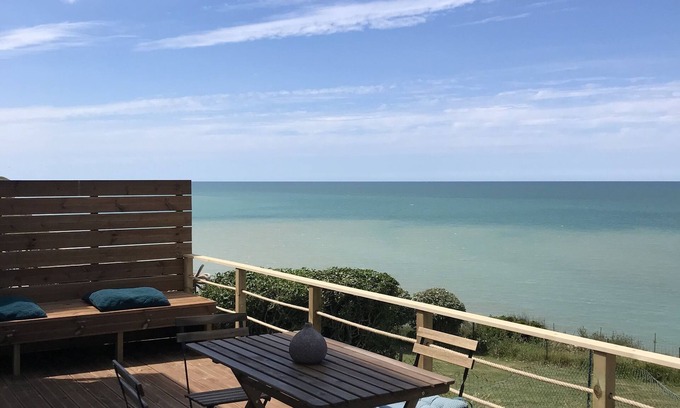 Quiberville House | Scenic Comfort at The Voile with Ocean View & Breakfast