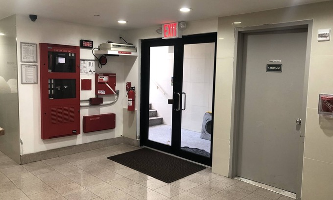 Brooklyn Hotel | Experience The Vue Hotel Express: Family-Friendly Retreat