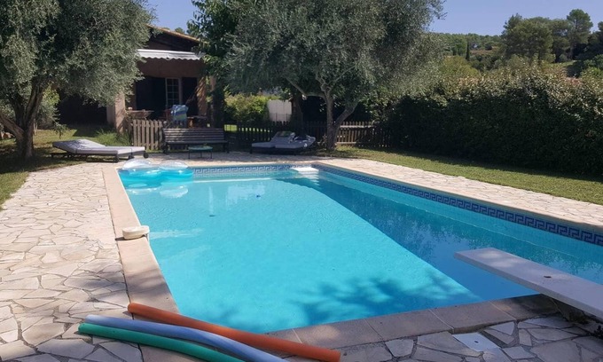 Trans-en-Provence Villa | Relax at The Waterfall Balcony with Private Pool & Breakfast