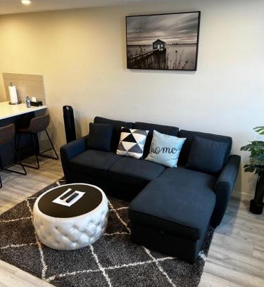 Keith Apartment | Inviting Waterfront 1-Bed Suite with Family-Friendly Vibe