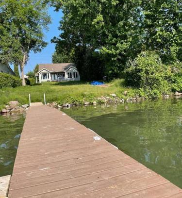 Severn House | Unforgettable Stay at The Waterfront Paradise - Oceanfront Bliss