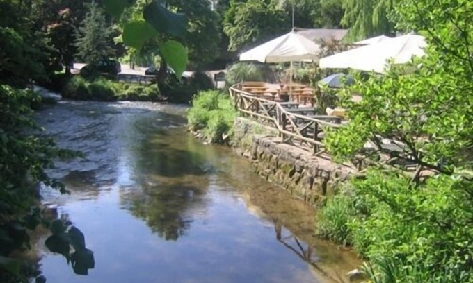 Tuckenhay Bed & Breakfast | Discover The Watermans Arms: Family-Friendly Retreat