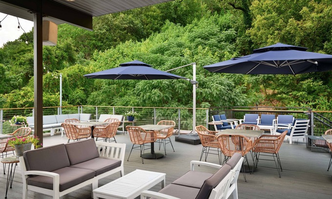 Hot Springs Hotel | Relaxing Retreat at The Waters Hot Springs by Hilton