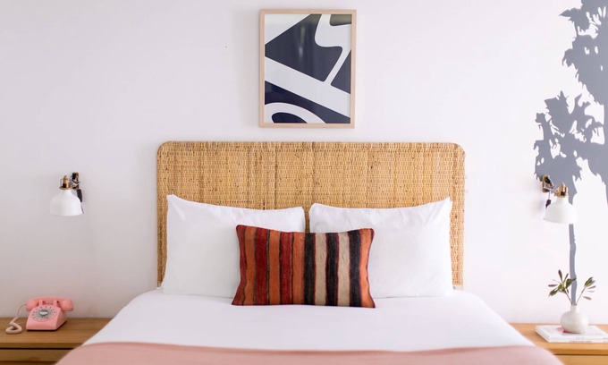 Tahquitz River Estates Hotel | Experience The Wesley Suite 5: Guest Rated 9.8, Pool & Kitchen