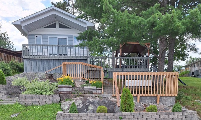 St. Charles House | Relax at The West Arm Getaway with Family-Friendly Amenities