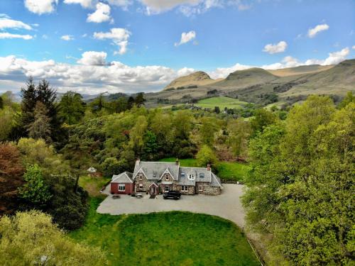 Glasgow Hotel | Discover West Highland Way Hotel: Pet-Friendly Comfort