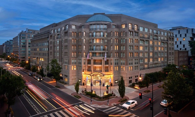 West End Hotel | Experience The Westin Georgetown, D.C. with Pool and Spa