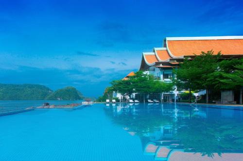 Kuah Resort | Experience The Westin Langkawi Resort & Spa: Beachfront Luxury