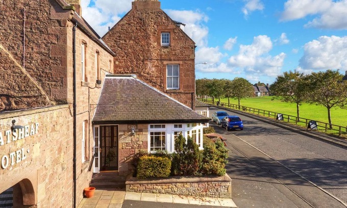 Swinton Hotel | Experience The Wheatsheaf at Swinton: 4-Star Comfort & Dining