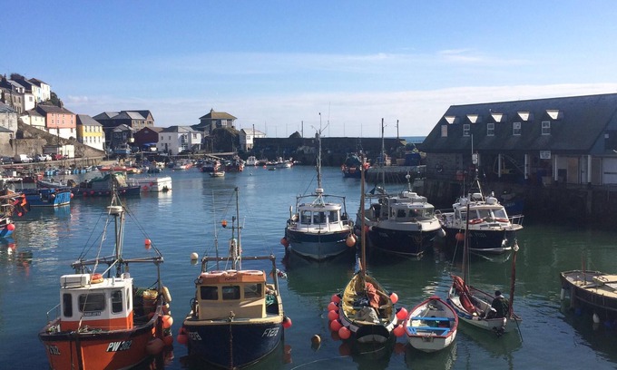 Mevagissey Bed & Breakfast | Inviting Stay at The Wheelhouse with Breakfast & Dining