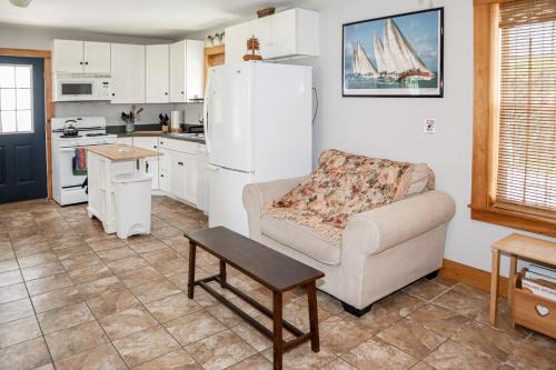 Camden House | Pet-Friendly Retreat at The Wheelhouse - Rated 9/10!