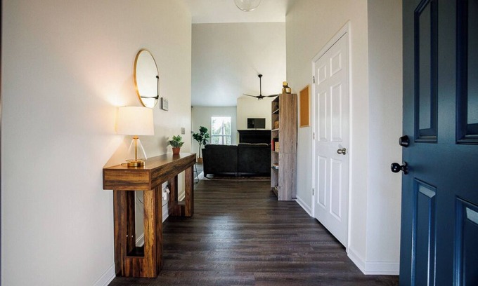 Buechel House | The Whiskey Hollow. 4BR, 2BA Louisville Retreat Designed for Extended Stays