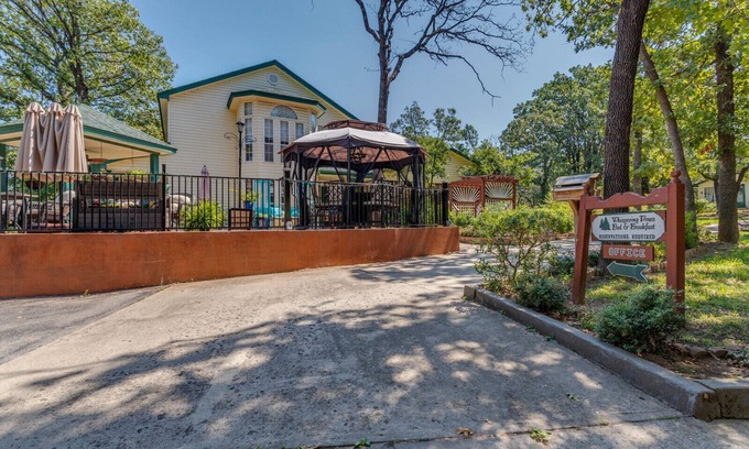 Norman Bed & Breakfast | Experience Comfort at The Whispering Pines Inn B&B
