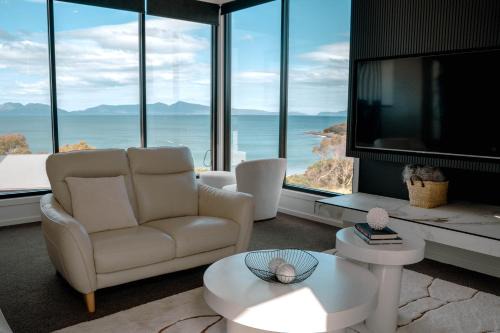 Swansea House | The White House: Your Oceanfront Getaway Awaits!