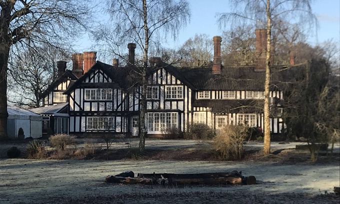 Foxley House | Discover The White Pheasant: Family-Friendly & Breakfast Included