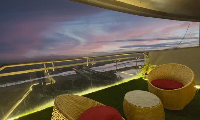 Noida Apartment | Family-Friendly Getaway at The White Rock - 4-Star Comfort