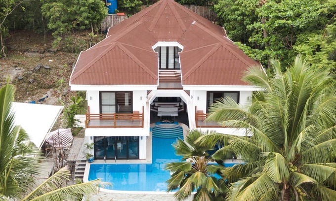 Panglao House | Discover The Whitehouse by the Sea: Your Private Villa Retreat
