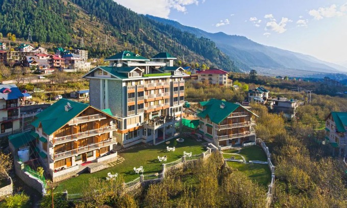 Manali Resort | Family-Friendly Getaway at The Whitestone Resorts