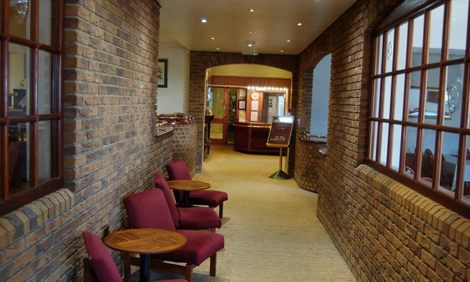 Sandown House | Relax at The Wight: Pool, Spa & Family-Friendly Stays