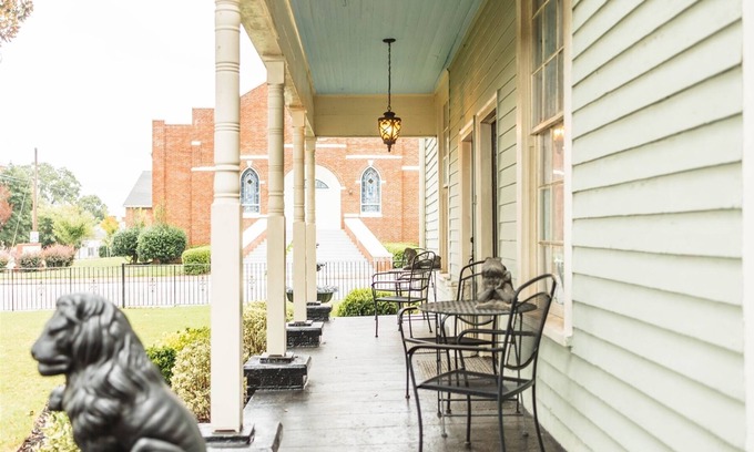 Anderson House | Cozy Retreat at The Wilhite House: Family-Friendly Amenities