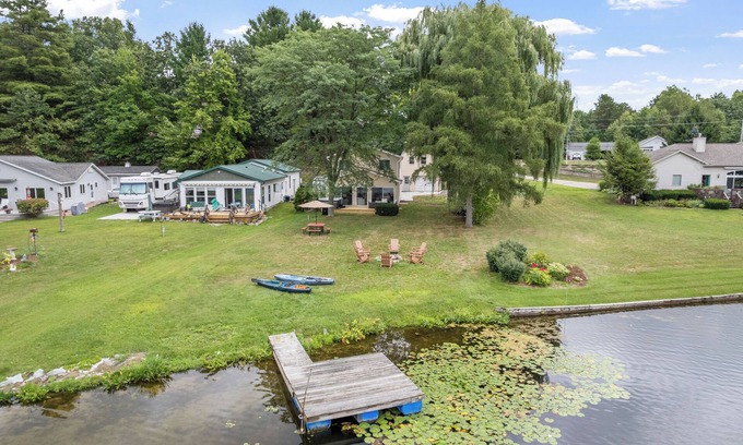 Greenville House | The Willow at Morgans Mill - Hot Tub - Fire Pit-Sleeps 10