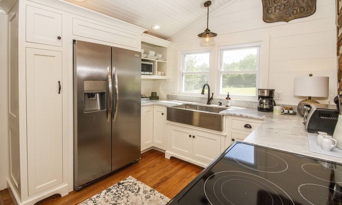 Knoxville Cabin | Guest Rated: The Willox Cabin with Pool Near Knoxville