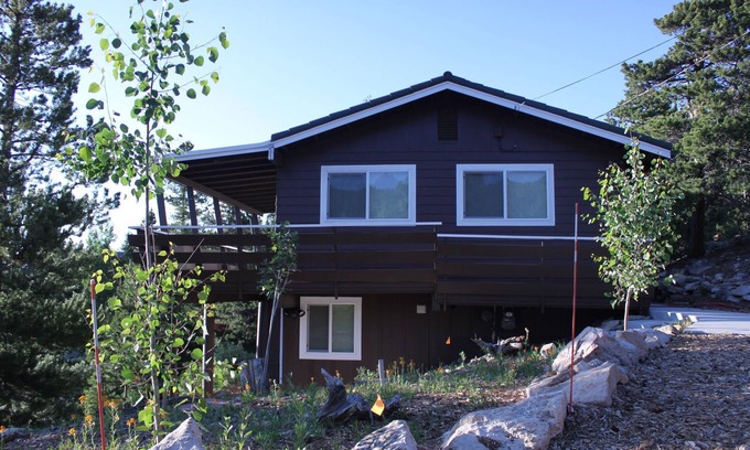 Black Hawk Cabin | The Wonder View Lodge!
