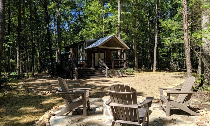 Monteagle Cabin | Family-Friendly Retreat at Deer Lick Falls - Rated 9.8/10