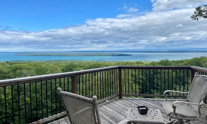 Bayfield House | The Wright House - Bayfield retreat space! Sleeps 16