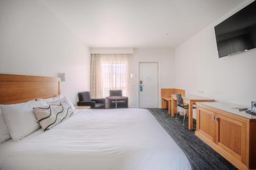 Shepparton Hotel | Welcoming Wyndhamere Motel Shepparton with Pool & Family Fun