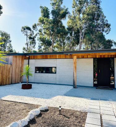 Yallingup House | Cozy Yallingup House: 5 Min Walk to Beach & Ocean Views