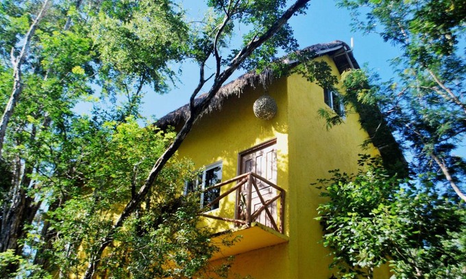 Francisco Uh May House | The Yellow House