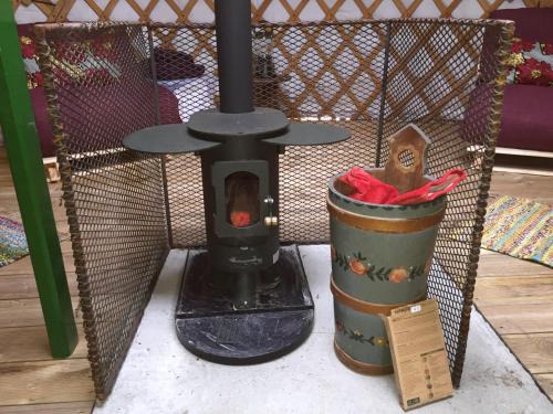 Gigha Other | Child-Friendly Retreat at The Yurt - Rated 9.2/10