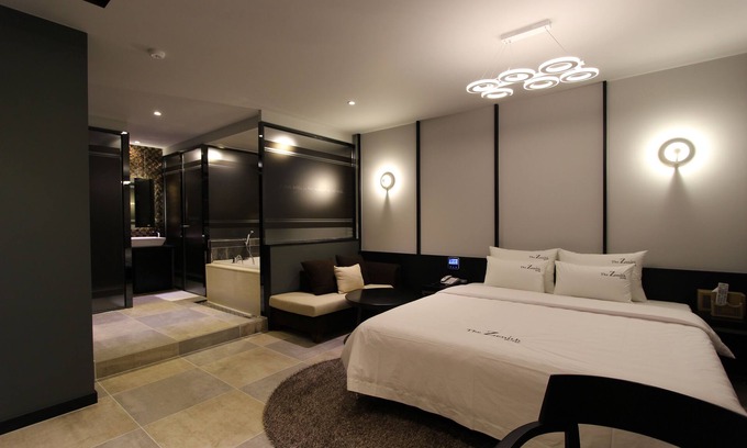 Jangyu-myeon Hotel | Top-Rated Zenith Hotel with Family-Friendly Amenities