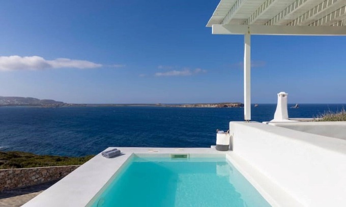 Nea Cryssi Akti Villa | Discover Thea Villas Paros: Villa Turquoise with Private Pool