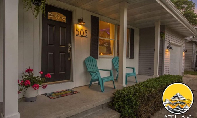 Muskegon House | Ultimate 5BR Retreat with Game Rooms & Hot Tub Awaits!