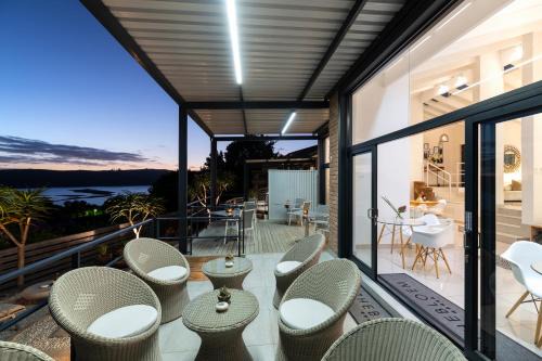 Paradise House | Experience THEBLOEM Guest Suites: 5-Star Excellence