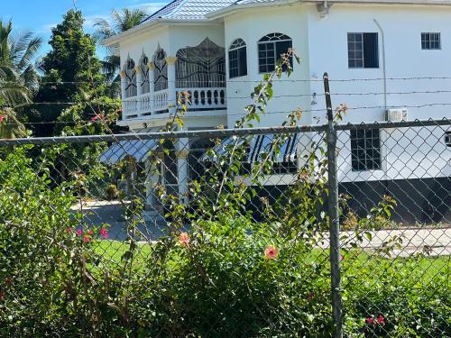 Porus Apartment | Ideal Group Retreat at Thebreeze for Up to 30 Guests