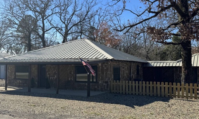 Pickens Cabin | Unforgettable Getaway at Thelma's Place with Spa & Lake View