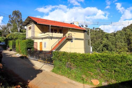 Ooty House | Themapleview