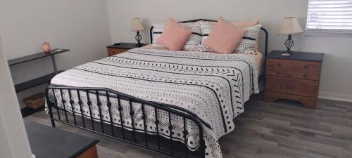 Haines City House | Family-Friendly Escape: Themed Bedrooms & Private Pool