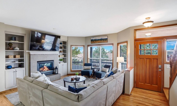 Redmond House | Discover TheNest at Eagle Crest: Rated 9.8 with Pool & Spa