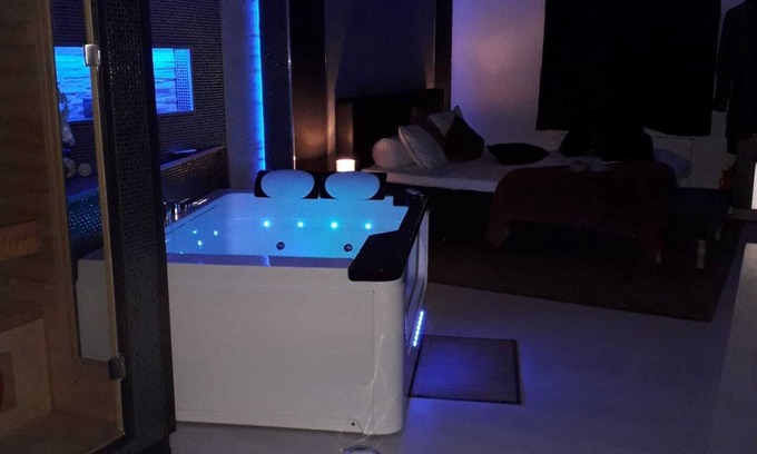 Herstal Hotel | Relaxing Thermal Break with Pool, Spa & Hot Tub Amenities