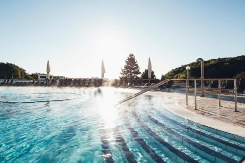 Loipersdorf bei Fuerstenfeld Hotel | Relax at Thermalhotel Leitner with Oceanfront Spa Amenities