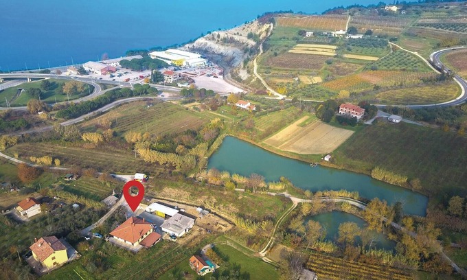Izola Apartment | Comfortable Oceanfront Apartments with Scenic Views