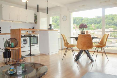 Longwy Apartment | Cozy TheSkyFall Apartment with Terrace and Child-Friendly Amenities